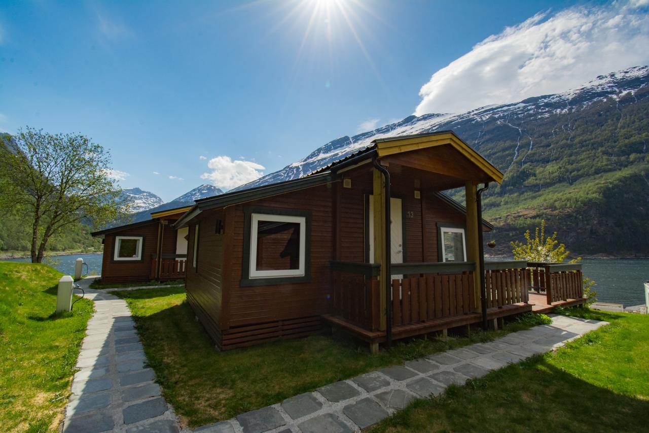 Hotel Grande Hytteutleige Og Camping Geiranger Zewnętrze zdjęcie